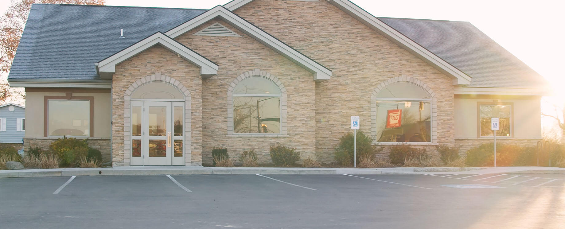 Outside the offices of Caldwell, ID dental office Pearl Dentistry